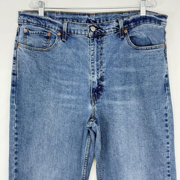 Levi's 550 Jeans Men's Size 40x30 Relaxed Tapered Leg Denim Blue Jeans - Picture 4 of 16